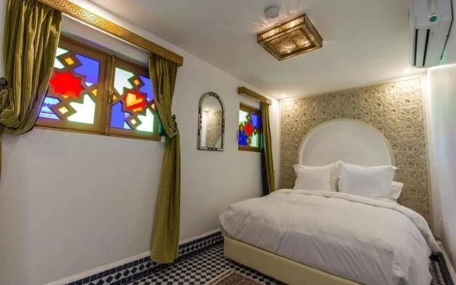 Riad Amor