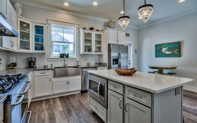 Crystal Gem Heated Pool Beach Chair Setup