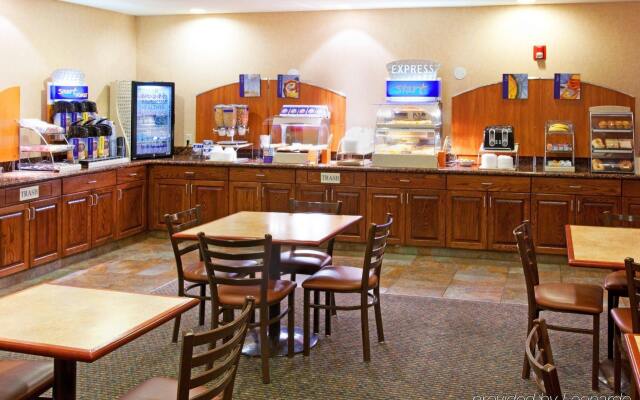 Holiday Inn Express & Suites Tooele by IHG
