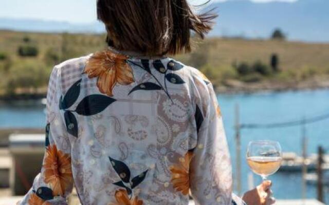 Psamathe Aegina Apartments