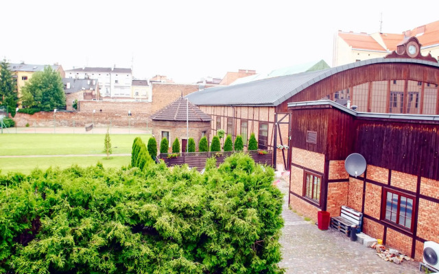 Aparthotel Miodosytnia