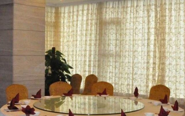 Pearl River Hotel