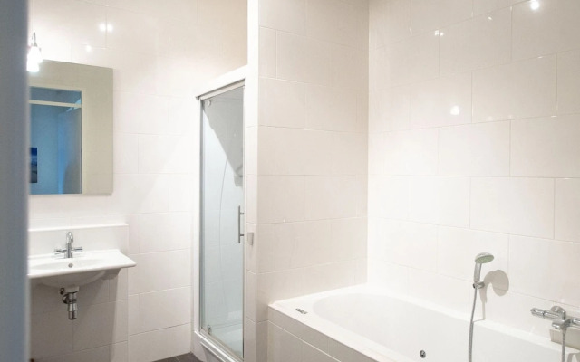 Appealing Apartment in Den Haag With Balcony