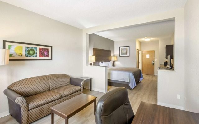 Quality Suites Hickory South