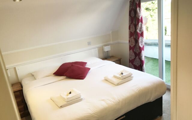 Gidea Park Hotel