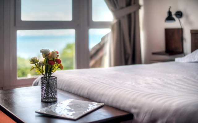 Zenitude Hotel-Residences Les Terrasses du Lac