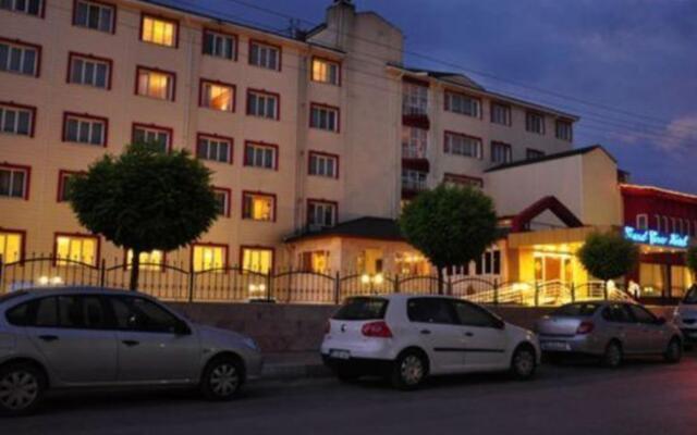 Grand Cinar Hotel