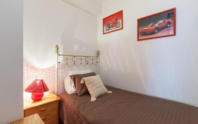 Amorosa Beach Apartment