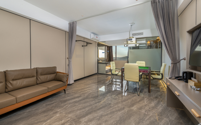 Menglan City Home