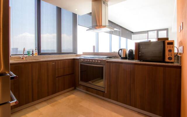 Miyana Amazing CityView Suite  by LiveMexicoCity