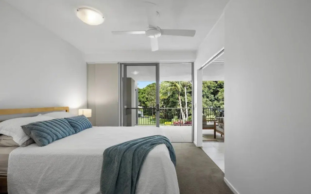 Pool View 3-Bed Oasis in Drift Resort