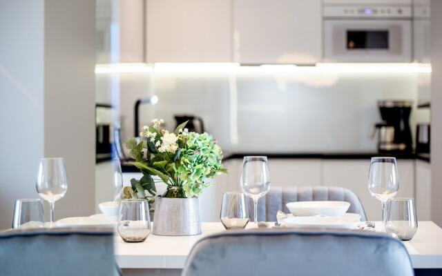 Gardenia Seaside 2 Apartments by Renters