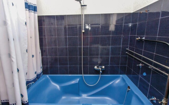 Awesome Apartment in Medulin With 5 Bedrooms and Internet