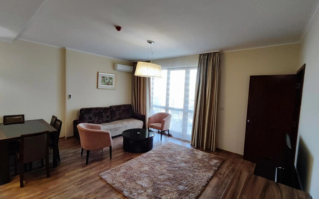 Apart Hotel Golden Line