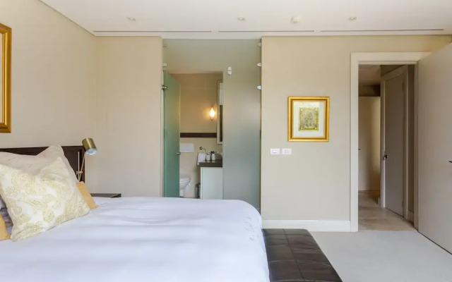 005 Palgrave on the Waterfront Marina