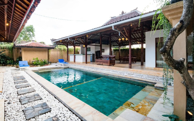 Bali Royal Heritage Villas