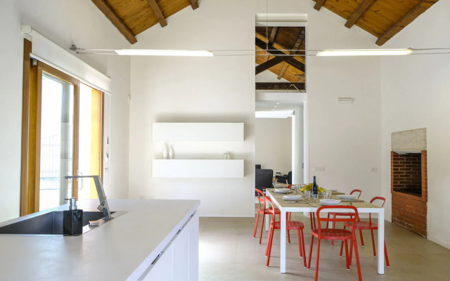 Villa with swimming pool in beautiful Sicily
