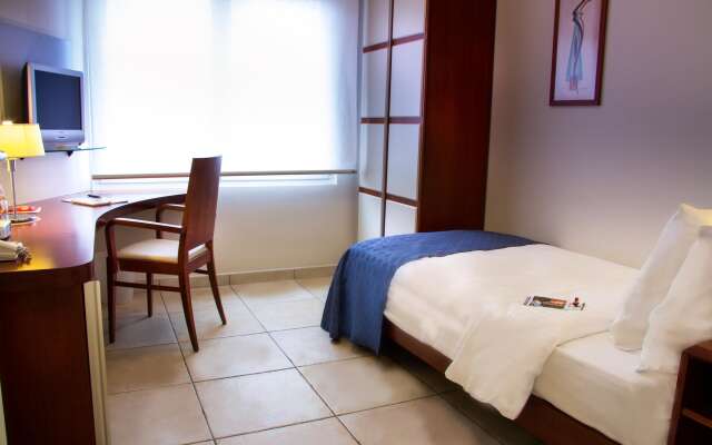 Best Western Plus Grand Hotel Victor Hugo