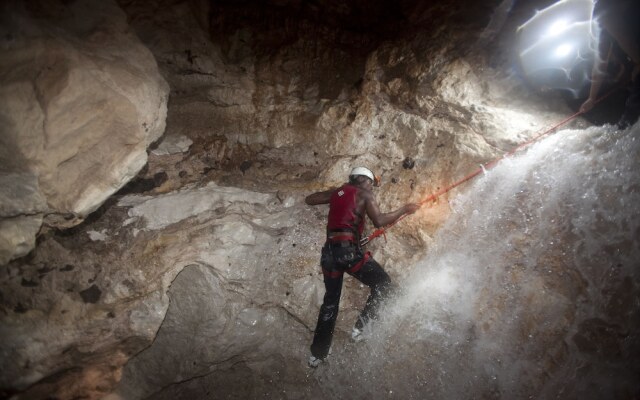 Ian Anderson's Caves Branch Adventure Co