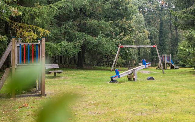 Detached Chalet With Dishwasher, in a Nature Reserve