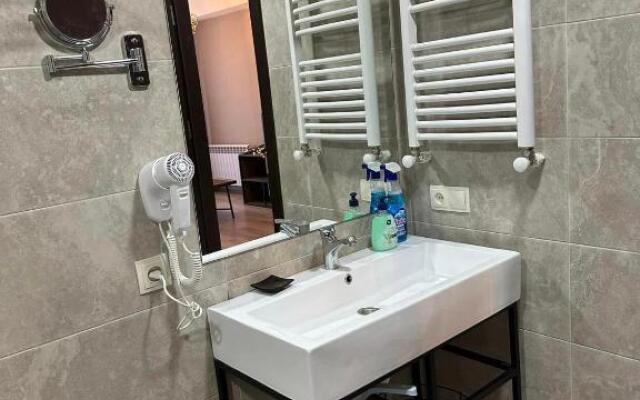 crystal loft N207
