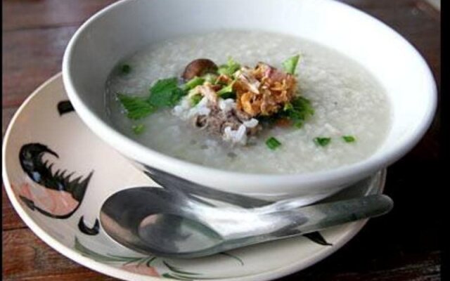 Thaihouse the riverfront ( ไทยเฮ้าท์ เดอะริเวอร์ฟร้นท์ )