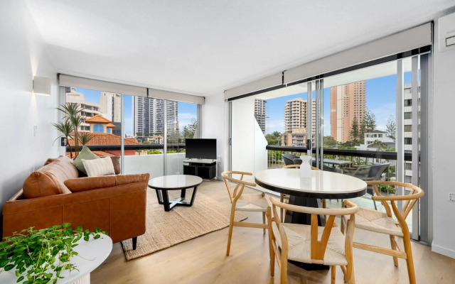 Hi Ho Beach Apartments