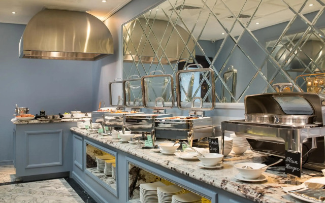 Anatole Hotel Hanoi