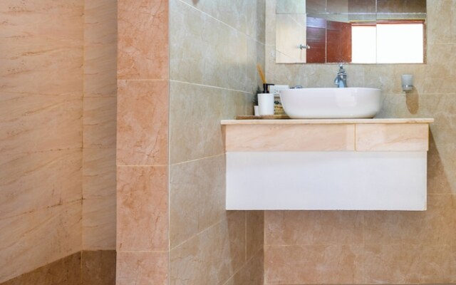 Bella Vida Hotel Formerly Tomasol