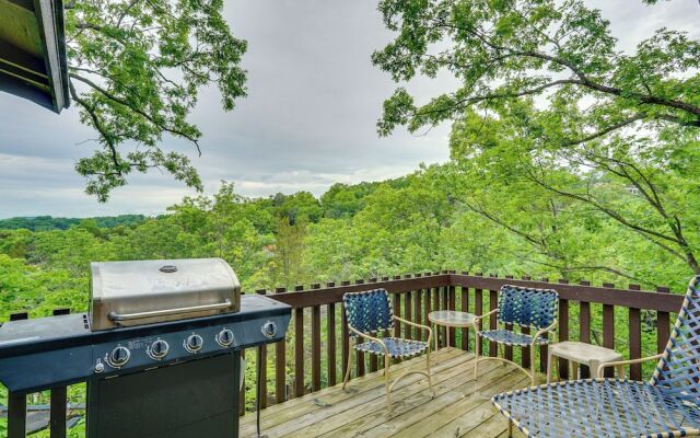 Lake-view Margaritaville Retreat w/ Screened Porch