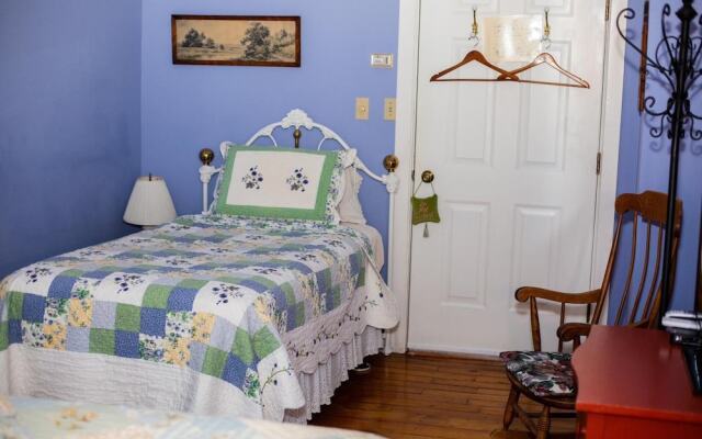 Sylvan Inn Bed & Breakfast