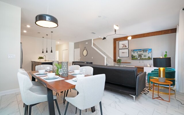 Beautiful, Modern Home W/private Pool! Near WDW