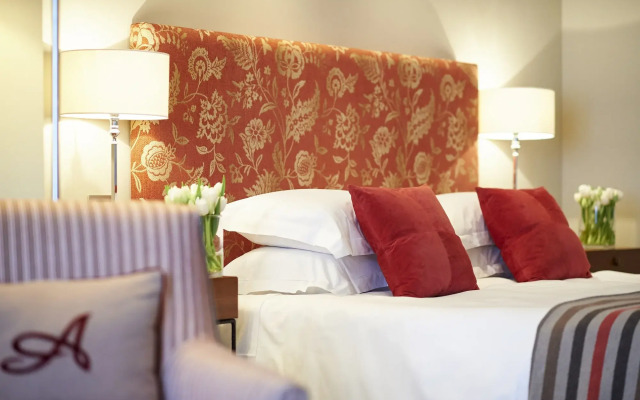 Rocco Forte Hotel Amigo