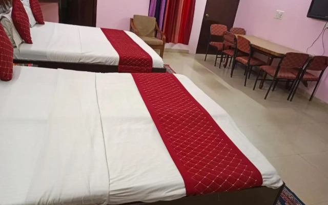 Airport Hotel Parikshit Palace