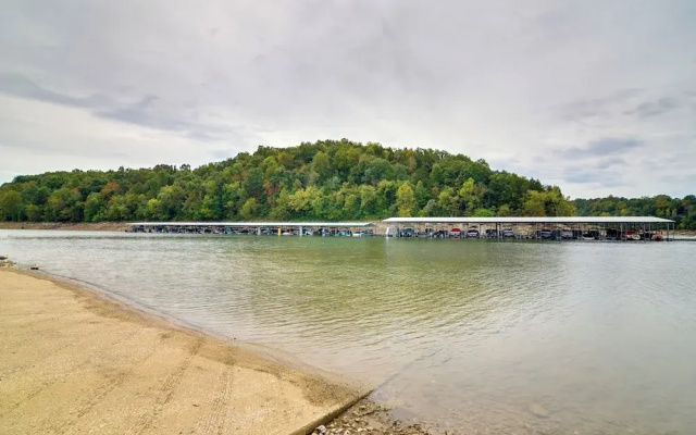 Burnside Vacation Rental, Walk to Lake Cumberland!