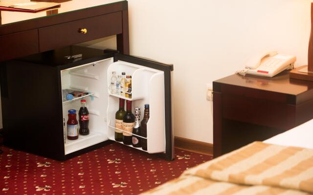 Jumbo Hotel