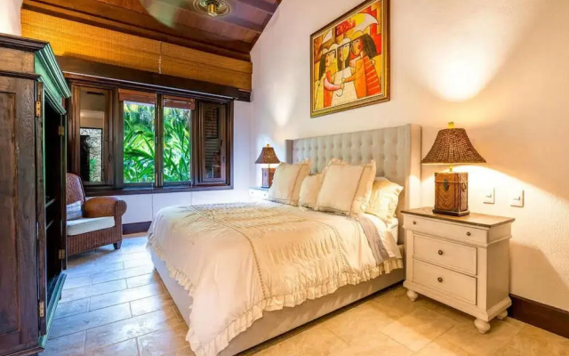 Sunny Vacation Villa 56