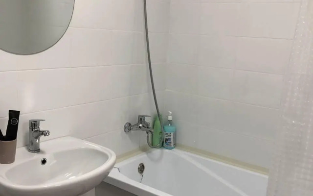 Апартаменты на переулке Полимерном 13