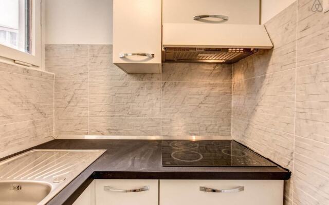 Lovely Renovated Flat Very Close to St. Peter