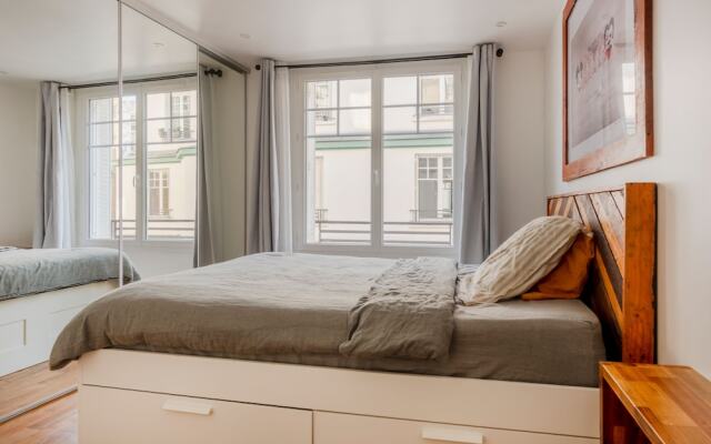 Paris Trocadero Elegant Residence