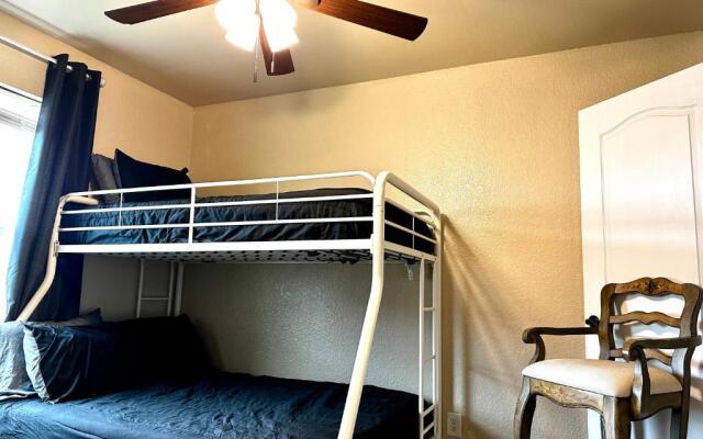 The Rustic @ Paseo de Encinal Drive