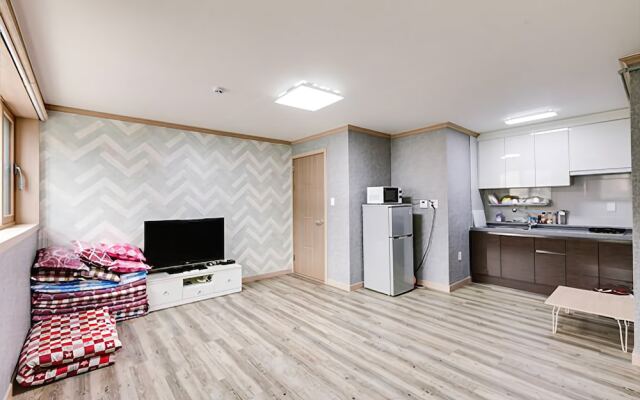 Yeosu Seongsim Pension