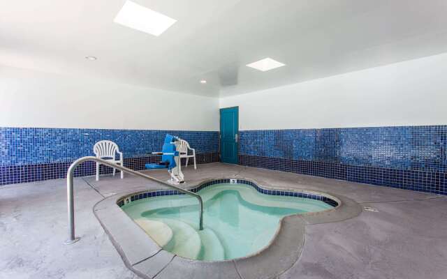 Days Inn by Wyndham San Diego-East/El Cajon