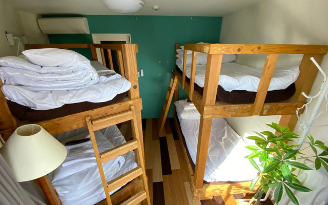 Stay Work Asakusa Guest House – Guest Rooms – Tokyo