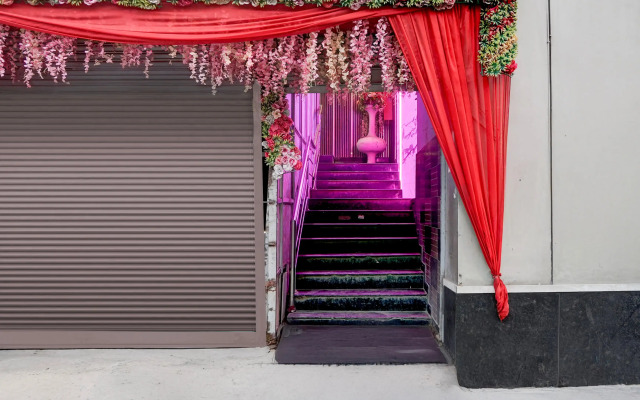 Super Townhouse Patparganj Near Max Super Speciality Hospital