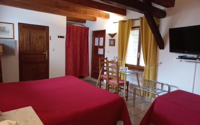 Gîtes et Chambre d'Hôtes A l'Arc en Ciel