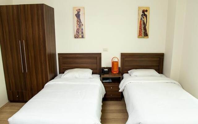 Vibes Hostel & SPA