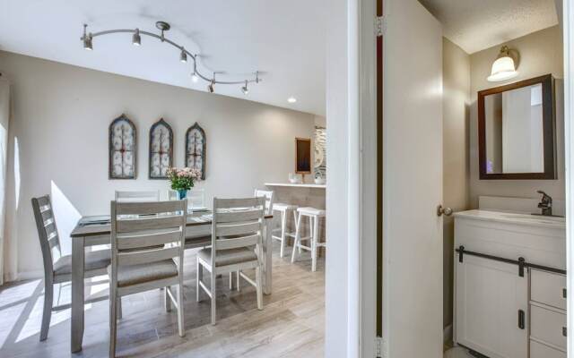 Bay Oaks C Second Floor