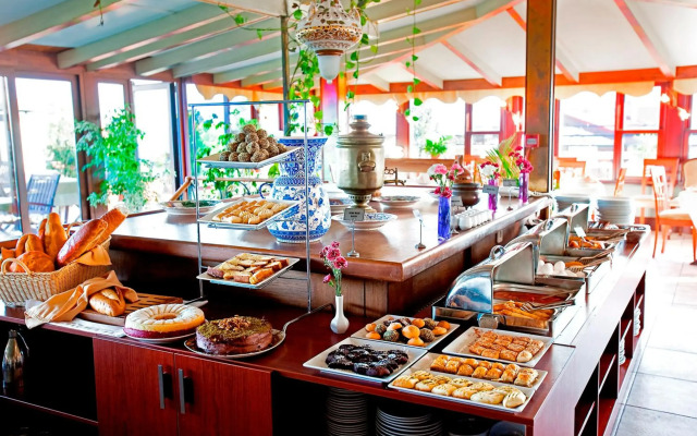 Hippodrome Hotel