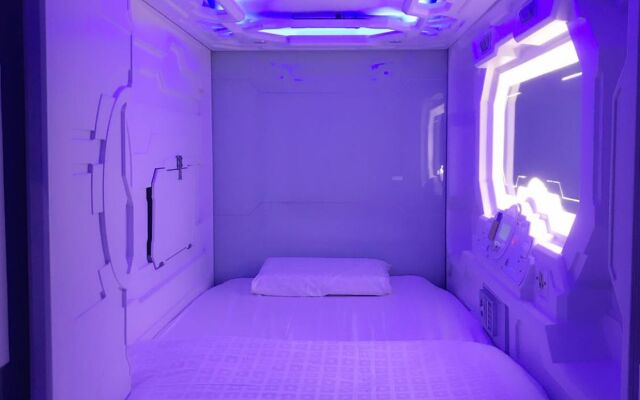 Atlantis Pods at Little India